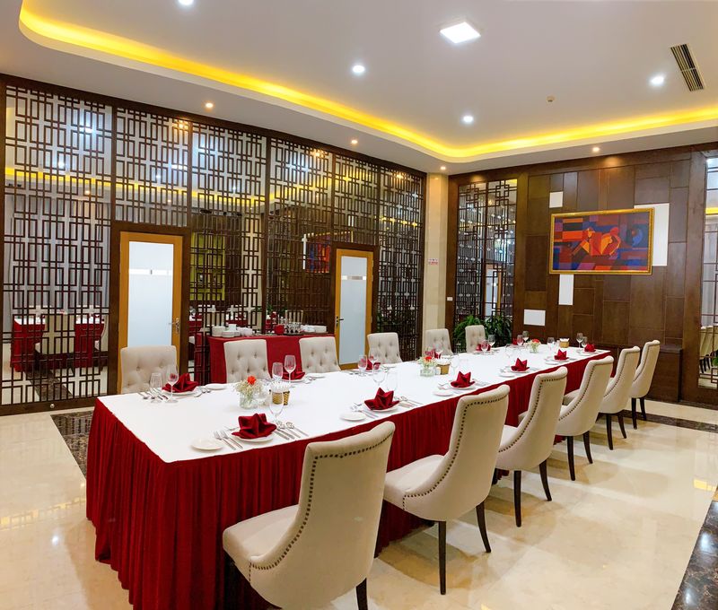 Phòng ăn VIP