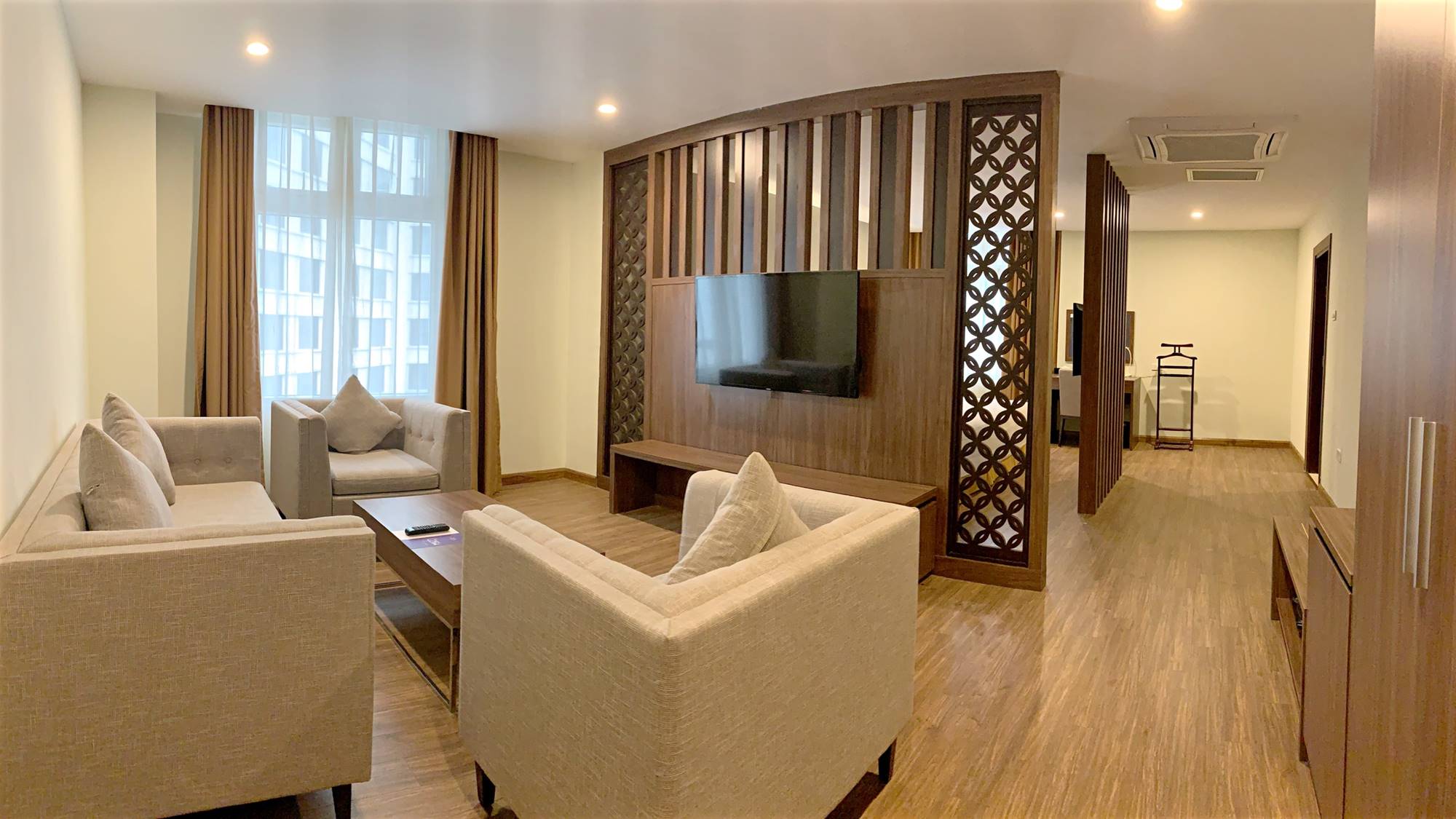 Phòng Deluxe Suite