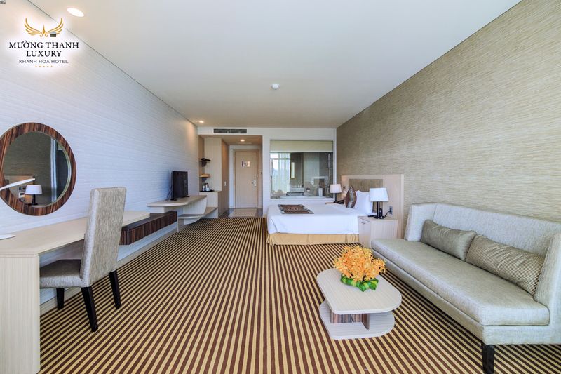 Phòng Deluxe King hướng biển