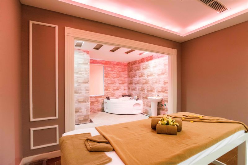 Aurora Spa & Massage