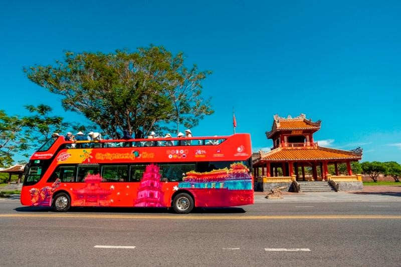 di-chuyen-bang-xe-bus
