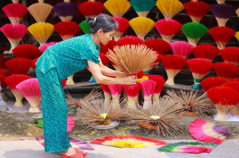 lich-su-hinh-thanh-lang-huong