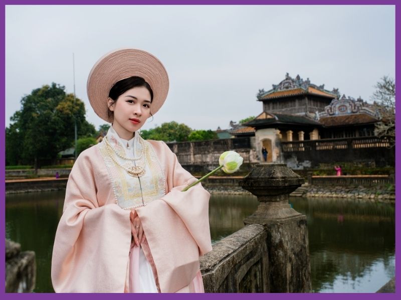 trang-phuc-khi-den-hue