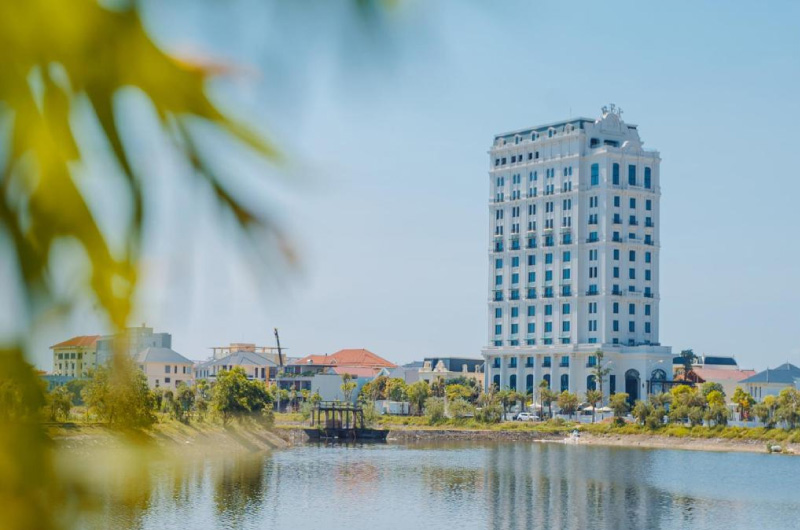 rex-quang-binh-hotel