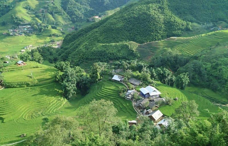 ban-giang-ta-chai-sapa