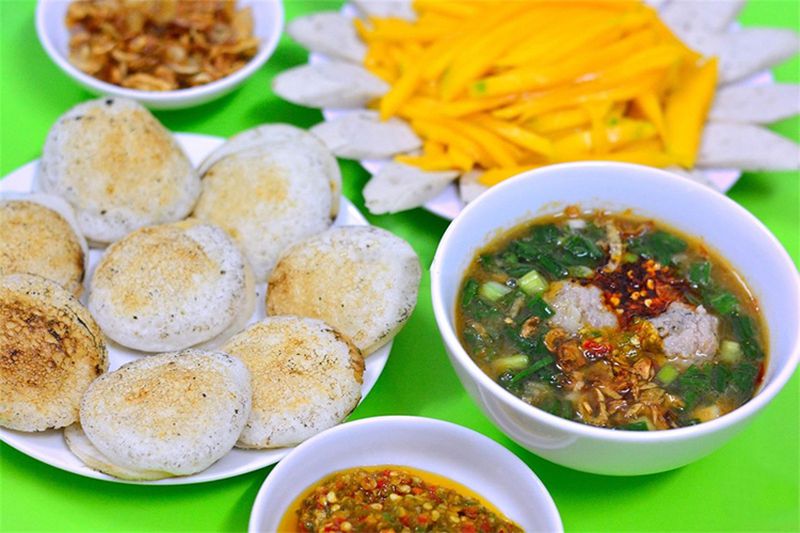 banh-can-da-lat