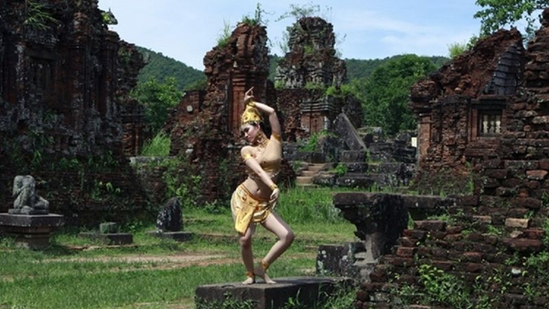 dieu-mua-aspara
