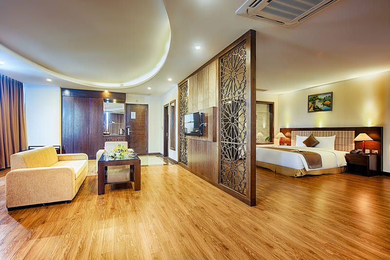 grand-suit-muong-thanh-cua-lo