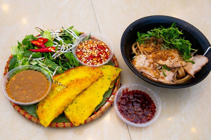 kham-pha-dac-san-quang-tri