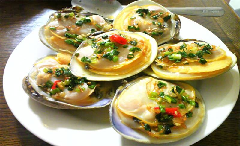 ngan-bien-dac-san-ha-long