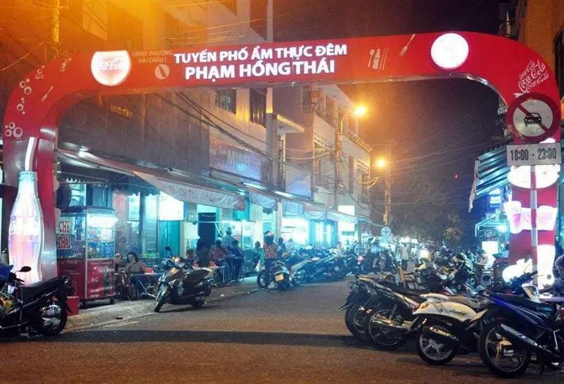 pho-am-thuc-pham-hong-thai