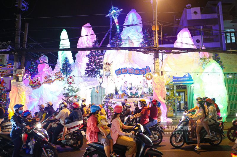 xom-dao-pham-the-hien