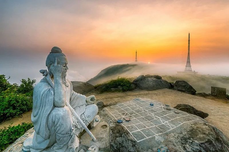 dinh-ban-co-da-nang
