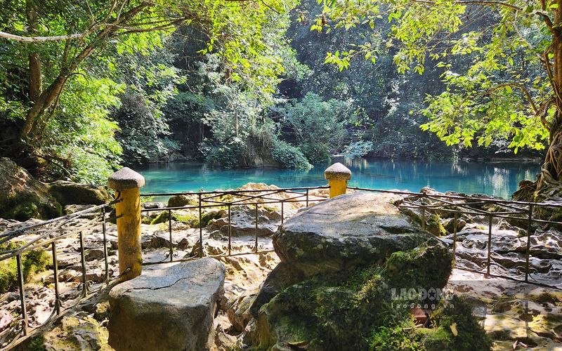 khu-vuc-ban-da-noi-bac-ho-lam-viec