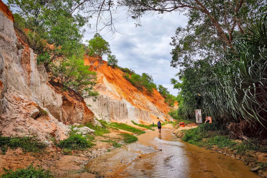 suoi-tien-mui-ne